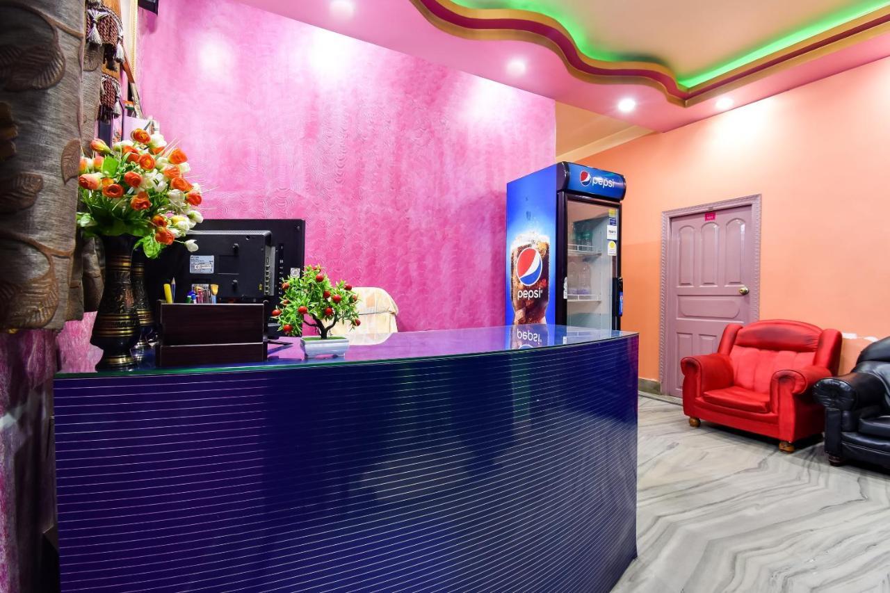 Oyo 44160 Hotel Sahana Jangipur Екстер'єр фото