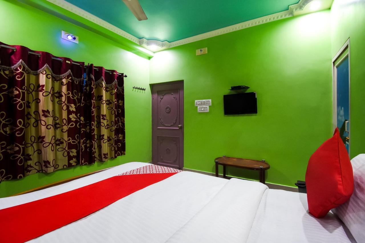 Oyo 44160 Hotel Sahana Jangipur Екстер'єр фото