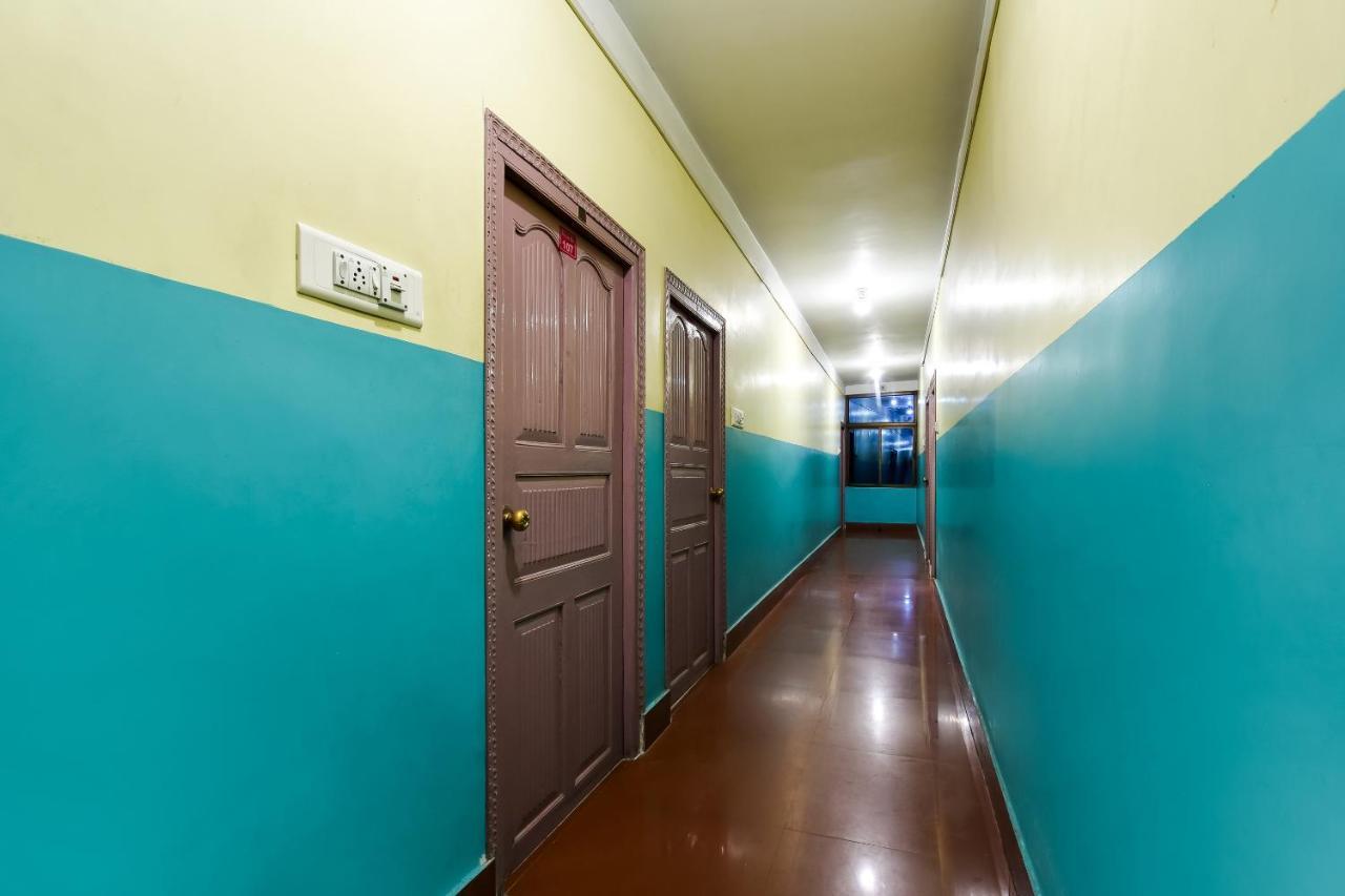 Oyo 44160 Hotel Sahana Jangipur Екстер'єр фото