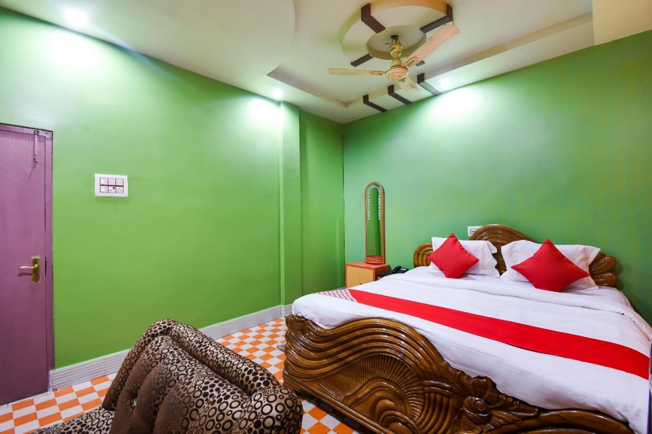 Oyo 44160 Hotel Sahana Jangipur Екстер'єр фото