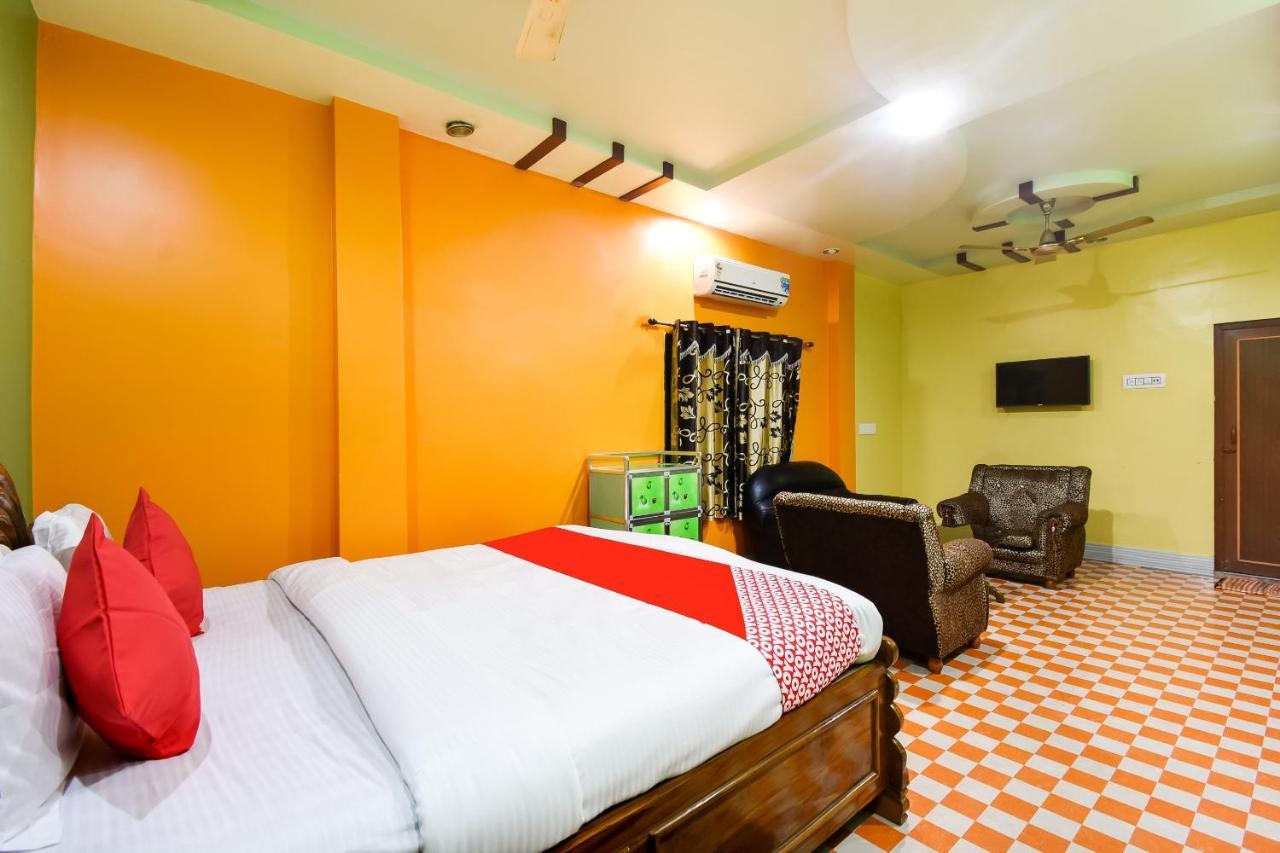 Oyo 44160 Hotel Sahana Jangipur Екстер'єр фото